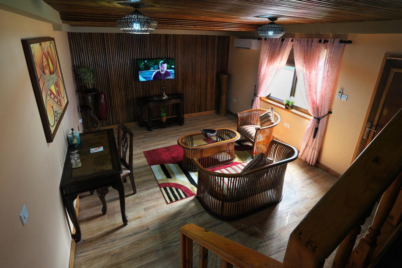 Maaha Beach Resort Anochi Dış mekan fotoğraf